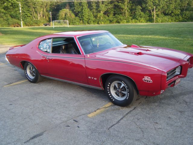1969 Pontiac GTO The Judge - photo 11