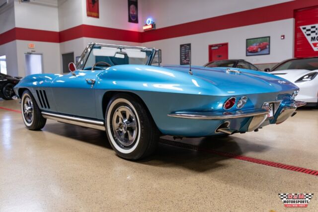 1965 Chevrolet Corvette Convertible - photo 3