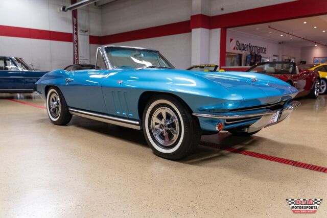 1965 Chevrolet Corvette Convertible - photo 7