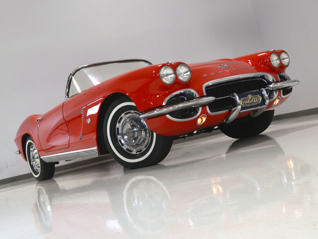 Matching numbers 327/340, 4-spd, rare power top plus hardtop, recent restoration 1962 Chevrolet Corvette