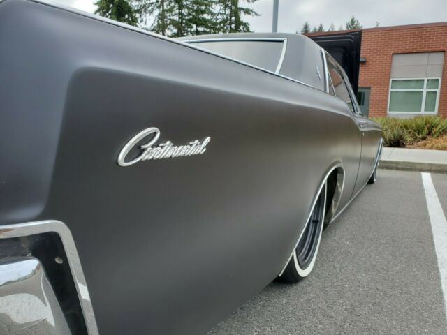 1967 Lincoln Continental - photo 10