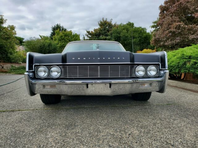 1967 Lincoln Continental - photo 11