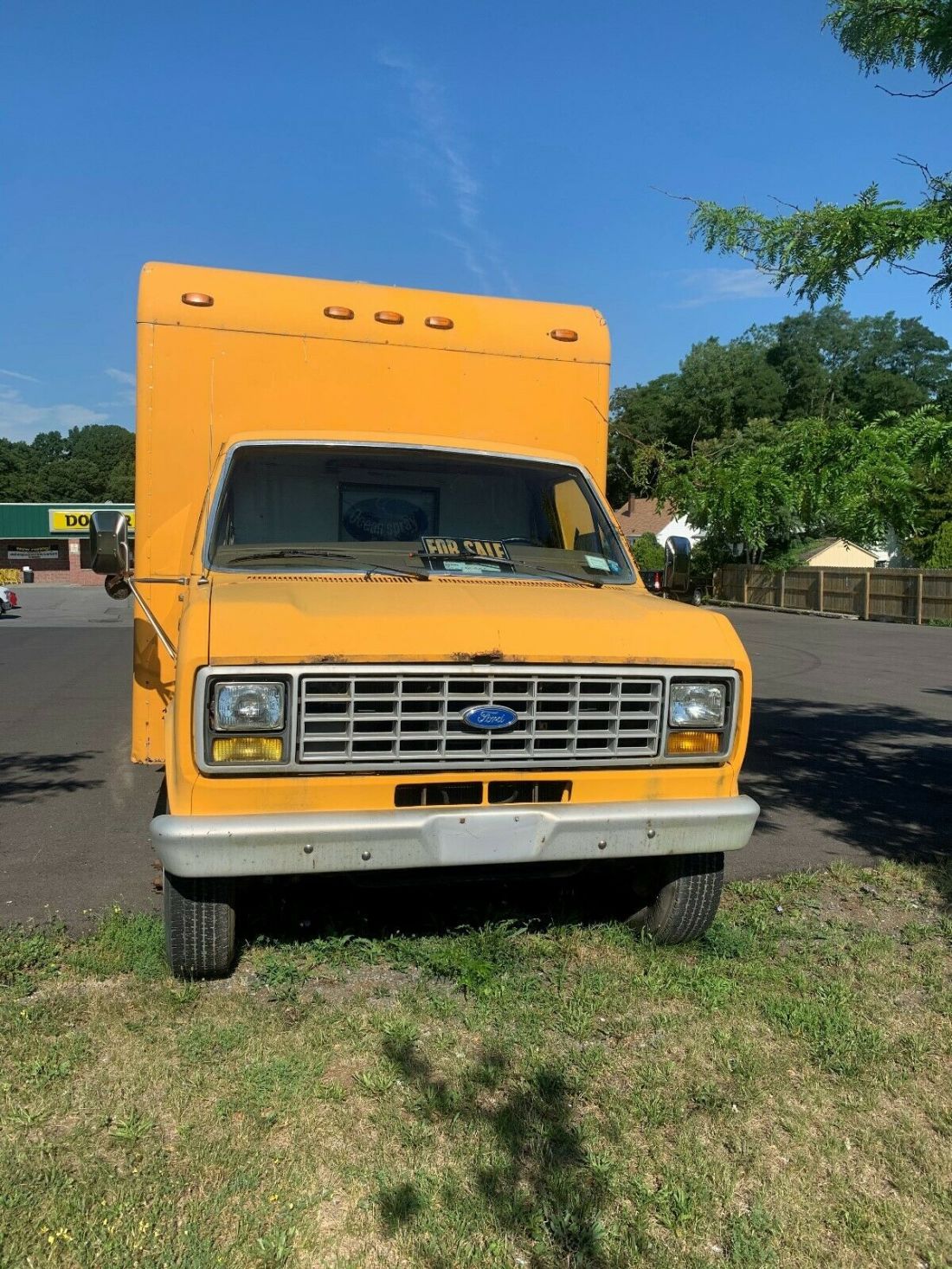 MAY NOT START & HAVE TO BE TOWED AWAY!!! 1991 Ford E-Series Van