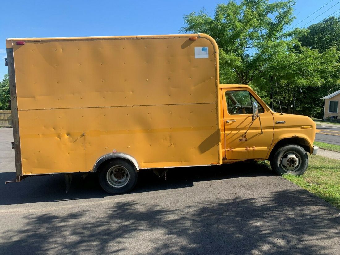 1991 Ford E-Series Van - photo 3