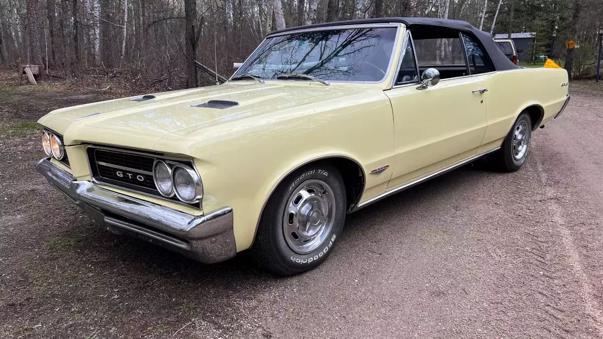 Mayfield Maize Pontiac GTO with 12001 Miles available now! 1964 Pontiac GTO