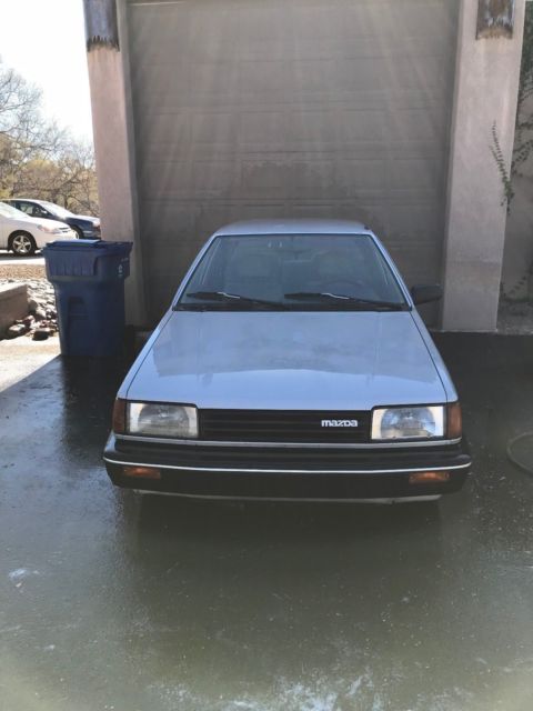 1986 Mazda 323 Black - photo 4