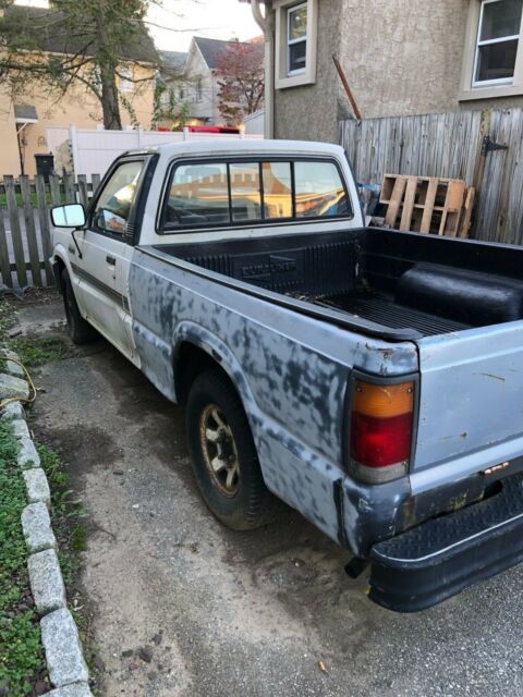 1987 Mazda B-Series Pickups standard bed - photo 3
