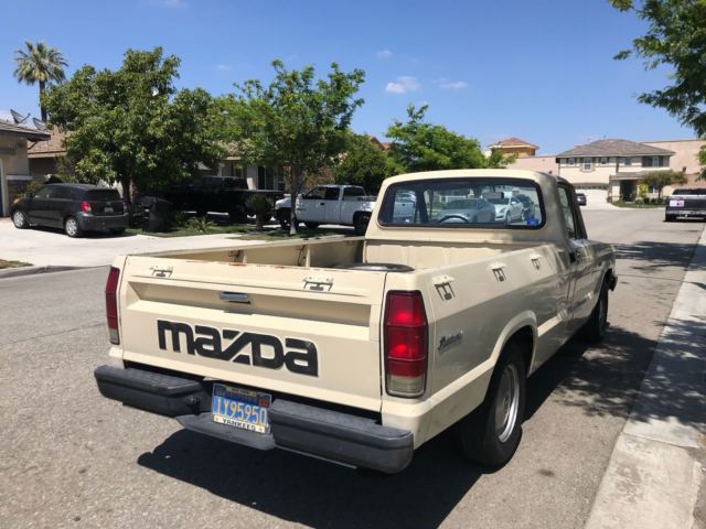 1982 Mazda B-Series Pickups - photo 4