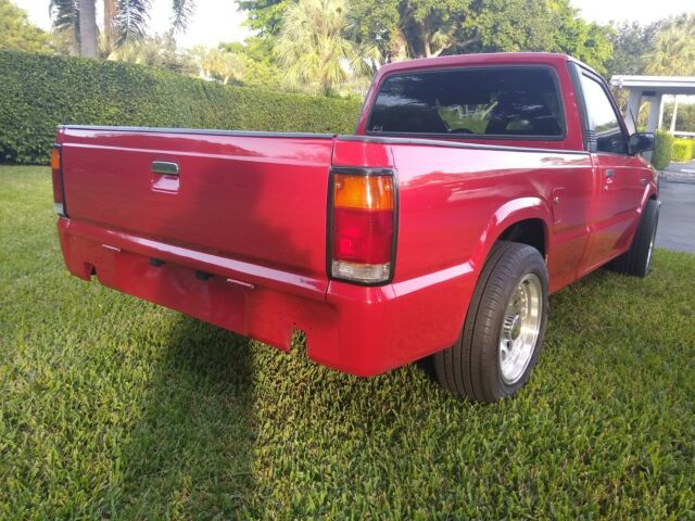 1989 Mazda B-Series Pickups - photo 4