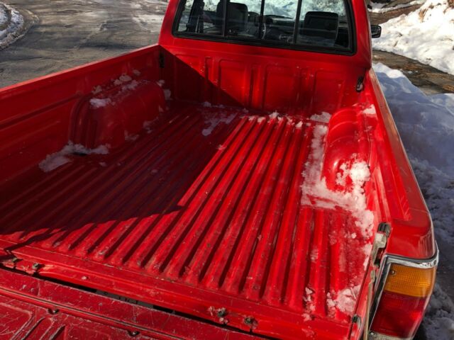 1988 Mazda B-Series Pickups LX - photo 9