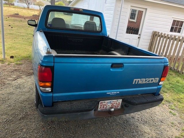 1994 Mazda B-Series Pickups standard - photo 5