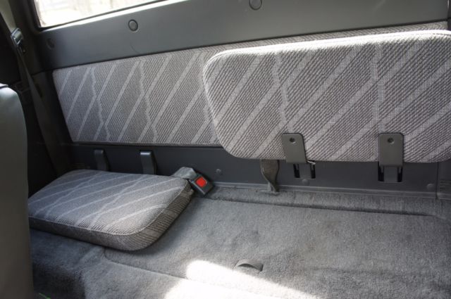 1992 Mazda B-Series Pickups - photo 10