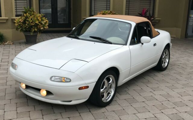 Mazda Miata 1 owner 5 speed factory aero kit, well maintained, No Reserve FL car 1990 Mazda MX-5 Miata 5 speed manual