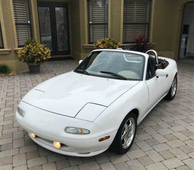 1990 Mazda MX-5 Miata 5 speed manual - photo 2