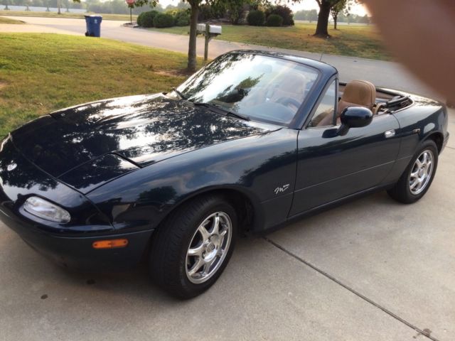 Mazda Miata 1994 Good condition Garage Kept 1994 Mazda Mazda3