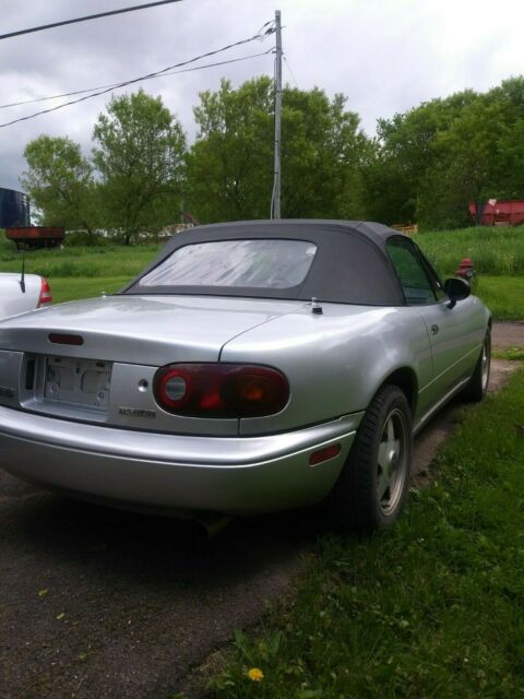 Mazda Miata Convertable, Excellent Condition 1992 Mazda Miata