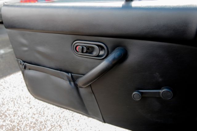 1994 Mazda MX-5 Miata R Package - photo 10