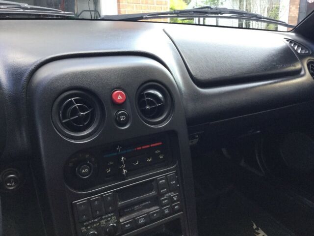 1994 Mazda MX-5 Miata Trim package “B” - photo 6