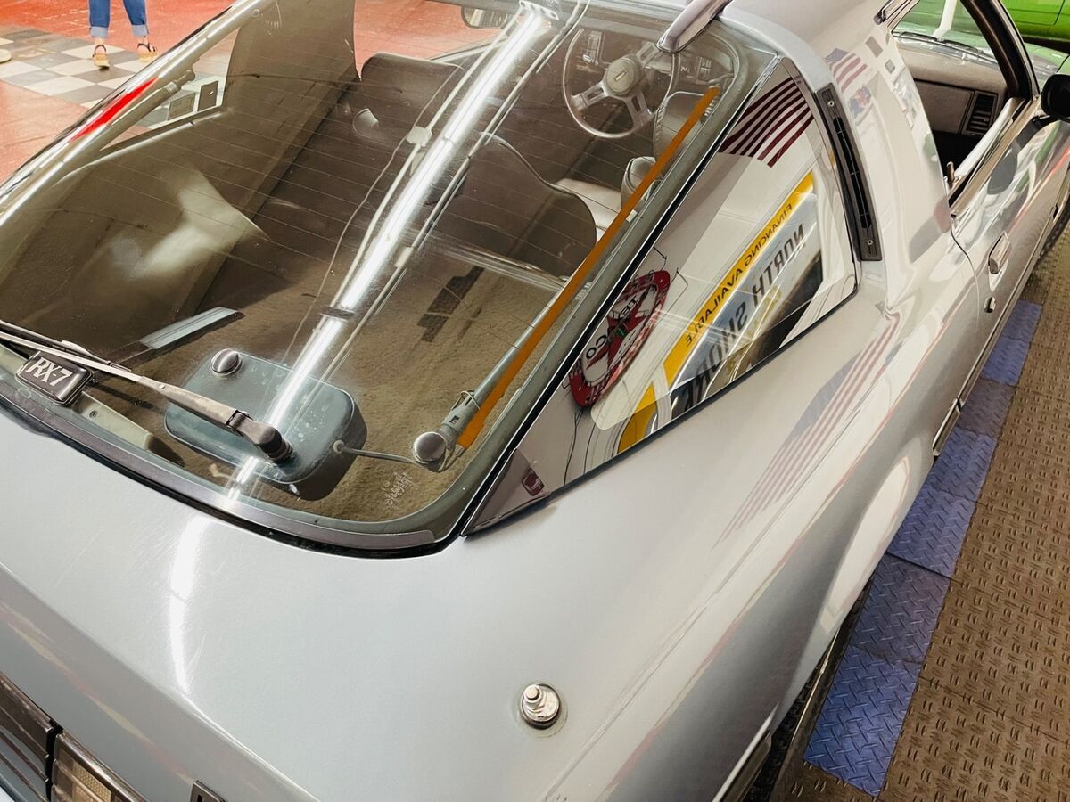 1985 Mazda RX-7 - GSL SE - ONE OWNER - VERY CLEAN -SEE VIDEO - photo 8