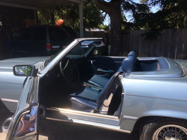 1977 Mercedes-Benz 400-Series - photo 2