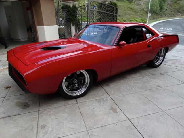 MCLEOD RACING'S 1970 PROJECT HEMI CUDA SEMA SHOW & MAGAZINE BUILD 1970 Plymouth Barracuda 528 HEMI CUDA