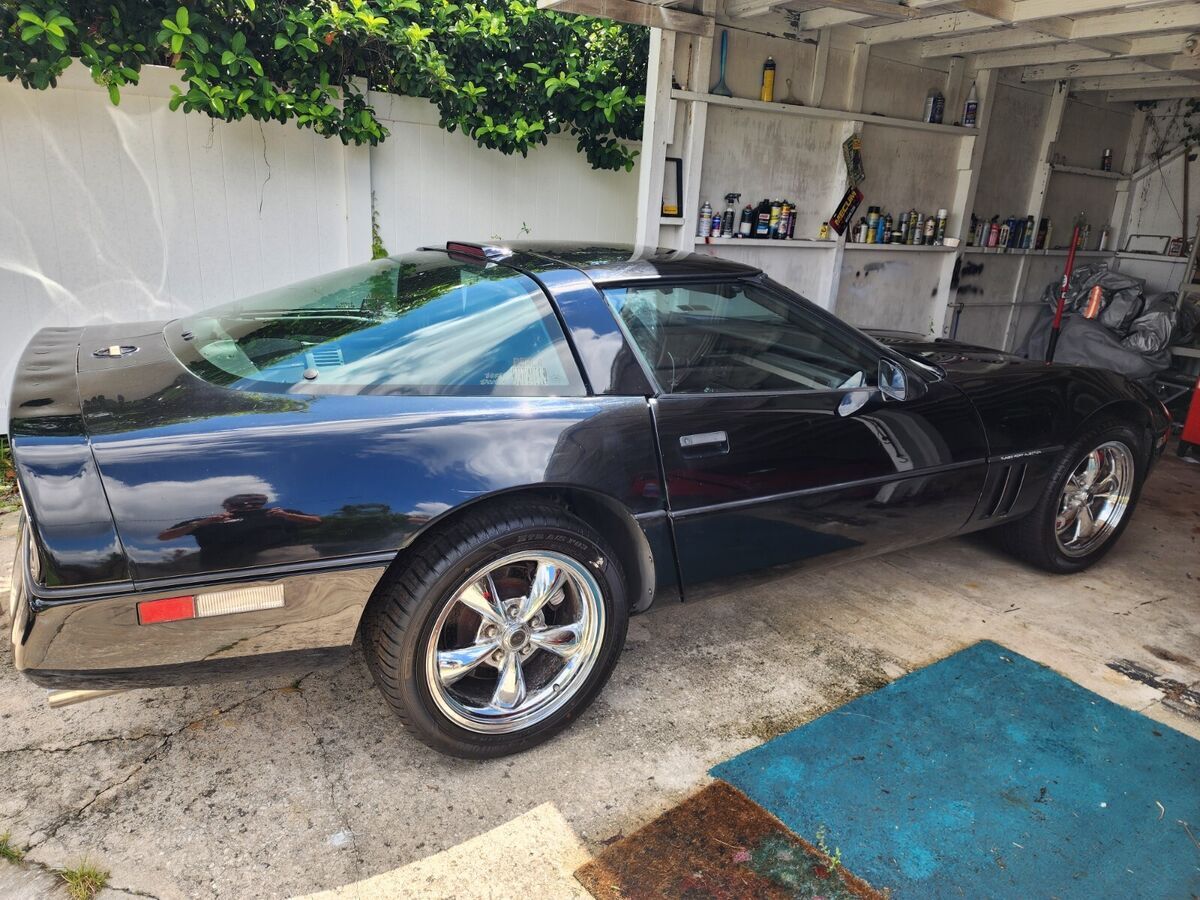 Mechanic special does not start nice Wheels tires low miles black on black 1989 Chevrolet Corvette