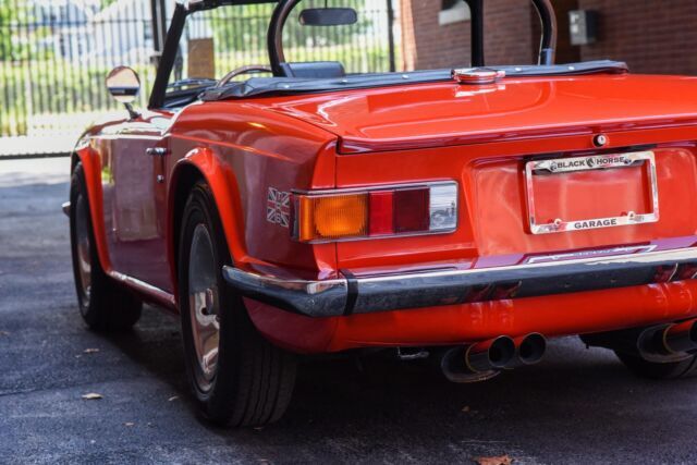 1975 Triumph TR-6 Convertible - photo 11