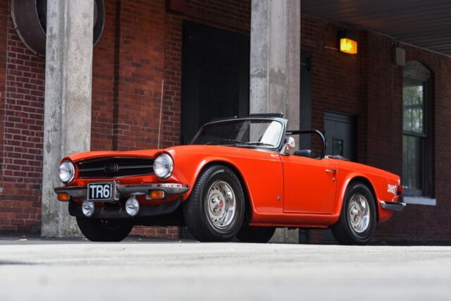 1975 Triumph TR-6 Convertible - photo 2