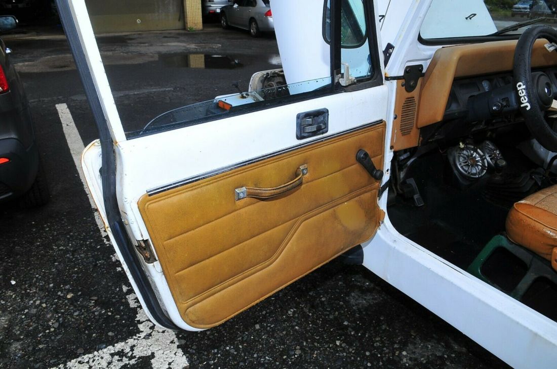 1993 Jeep Wrangler - photo 9