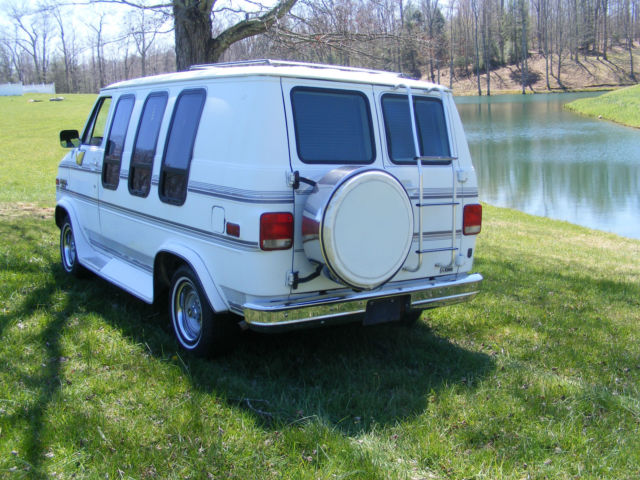 1991 Chevrolet G20 Van MARKIII CONVERSION VAN - photo 9