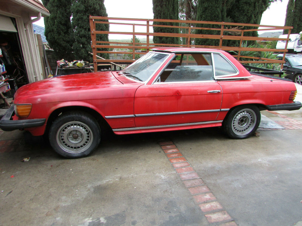 MERCEDES 107 BODY STYLE 1984 500SL BODY ONLY VIN# WDB1070461A016246 1984 Mercedes-Benz SL-Class