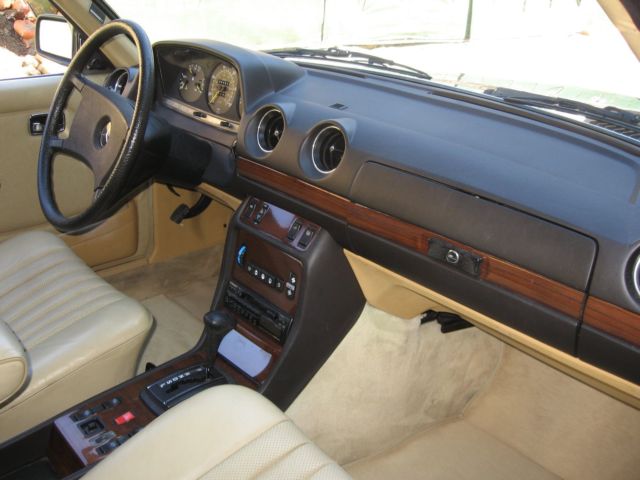 1985 Mercedes-Benz 300-Series 300CD - photo 11