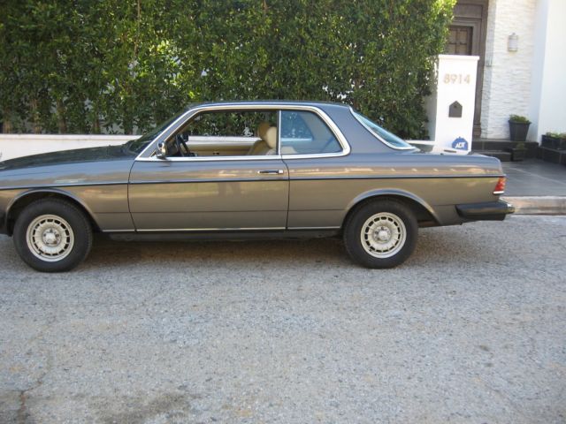 1985 Mercedes-Benz 300-Series 300CD - photo 4