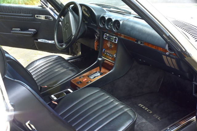 1987 Mercedes-Benz SL-Class Black - photo 3