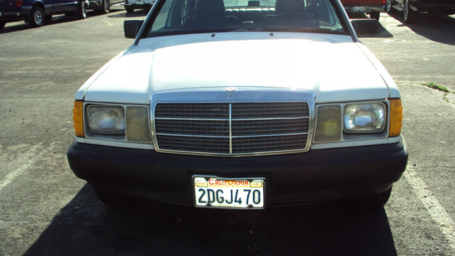 Mercedes 1989 190E 2.30L 1989 Mercedes-Benz 190-Series 4 door