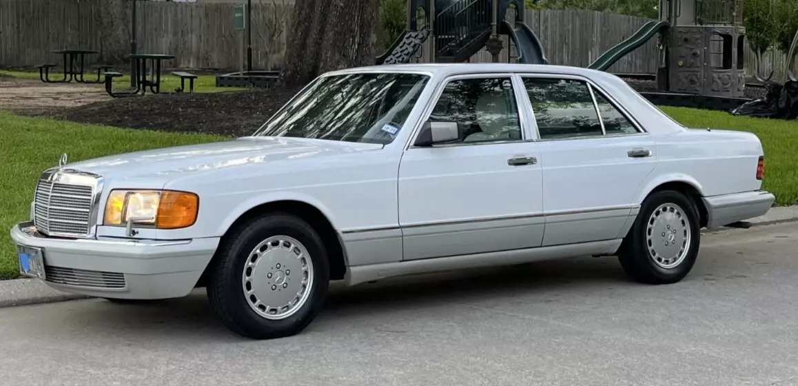 Mercedes 1991 350SD 1991 Mercedes-Benz S-Class