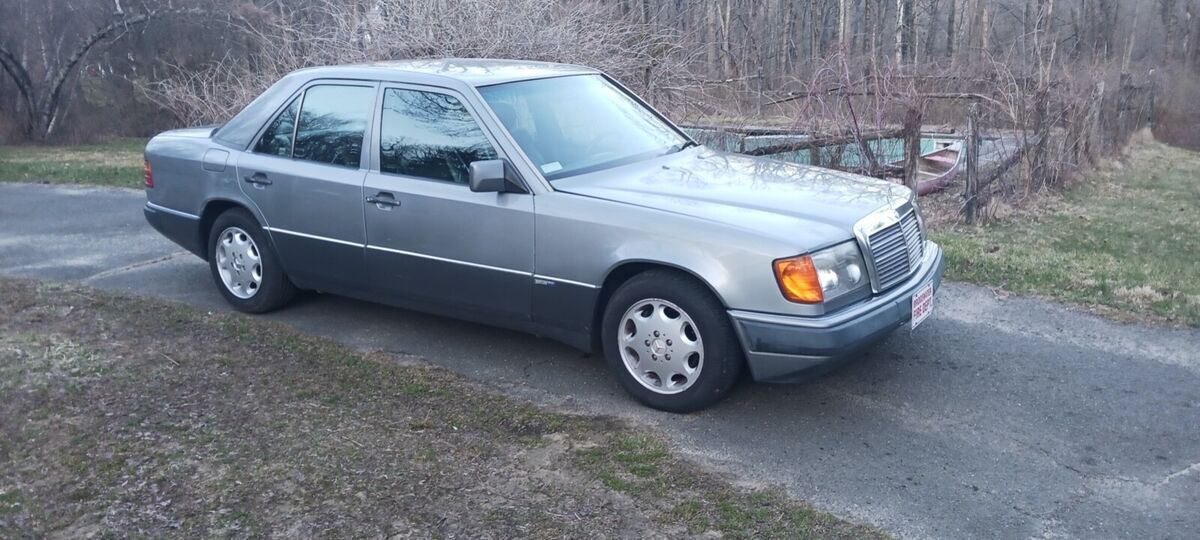 1993 Mercedes-Benz E-Class - photo 4