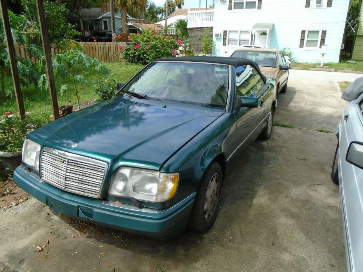1994 Mercedes-Benz 300-Series