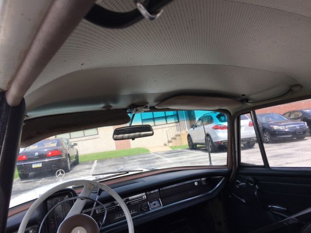 1966 Mercedes-Benz 200-Series Fintail - photo 5