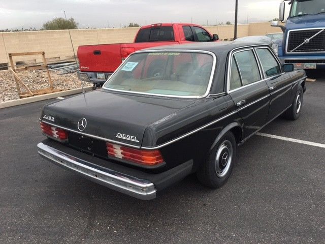 1983 Mercedes-Benz 200-Series 240 D - photo 5