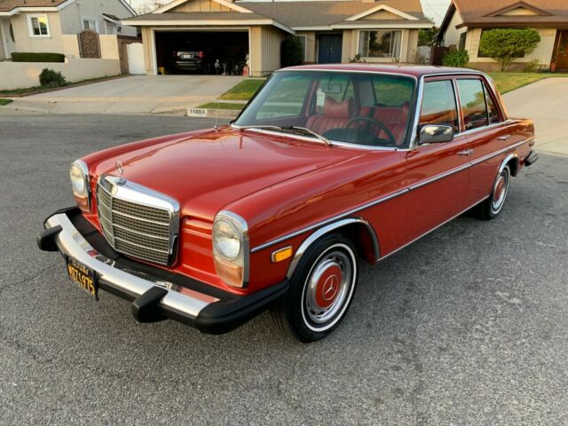 1975 Mercedes-Benz 200-Series - photo 5