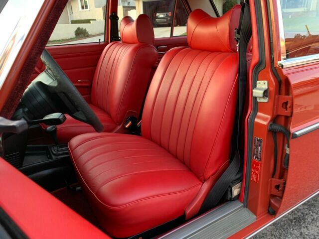 1975 Mercedes-Benz 200-Series - photo 8