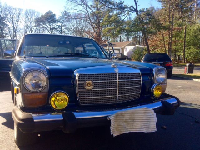 1974 Mercedes-Benz 200-Series Diesel - photo 3