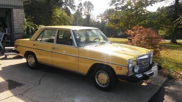 Mercedes 240d w123 Mercedes 240d diesel, good condition 1974 Mercedes-Benz 200-Series 4d