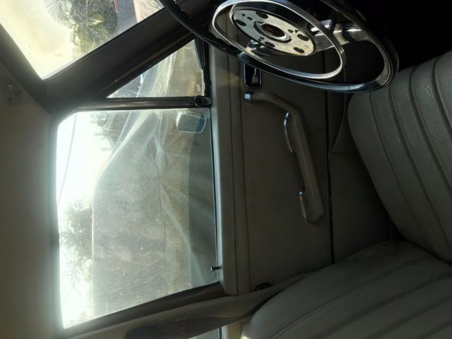 1972 Mercedes-Benz 200-Series - photo 9