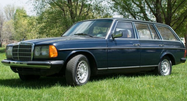 mercedes 280te w123 5 speed roof rack delete rear badge delete European euro 1985 Mercedes-Benz 200-Series