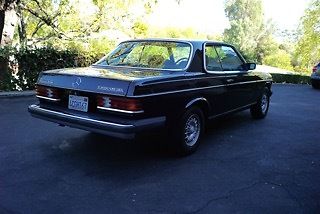 1982 Mercedes-Benz 300-Series - photo 2