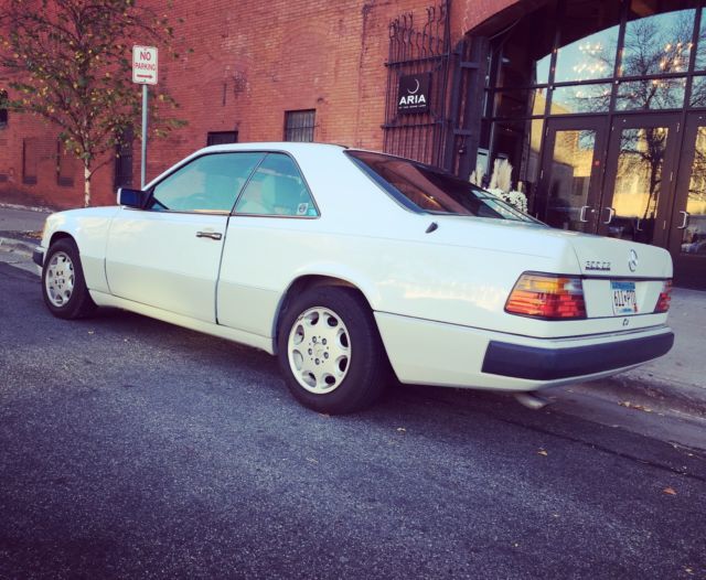 Mercedes 300 CE 1991 Mercedes-Benz 300-Series