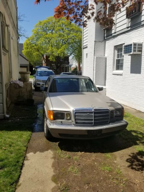 1986 Mercedes-Benz S-Class SDL
