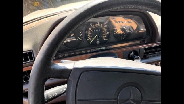1987 Mercedes-Benz 300-Series - photo 7